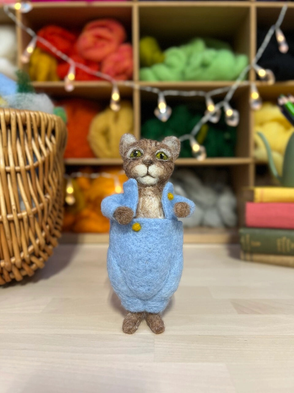 Crafty Kit Company Beatrix Potter Beatrix Potter - Beatrix Potter - Tom Kitten Needle Felting Kit