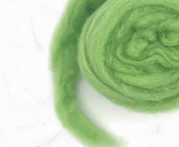 Carded wool sliver leaf green world of wool
