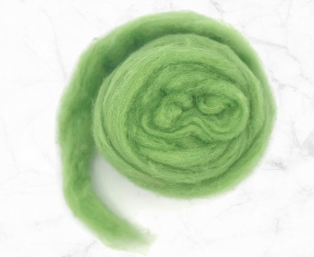 Carded leaf sliver world of wool green