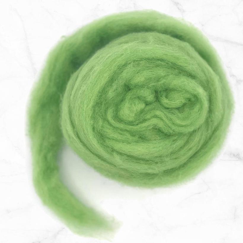 Carded leaf sliver world of wool green