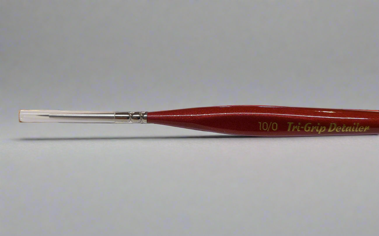 Pro Arte miniature paint brush