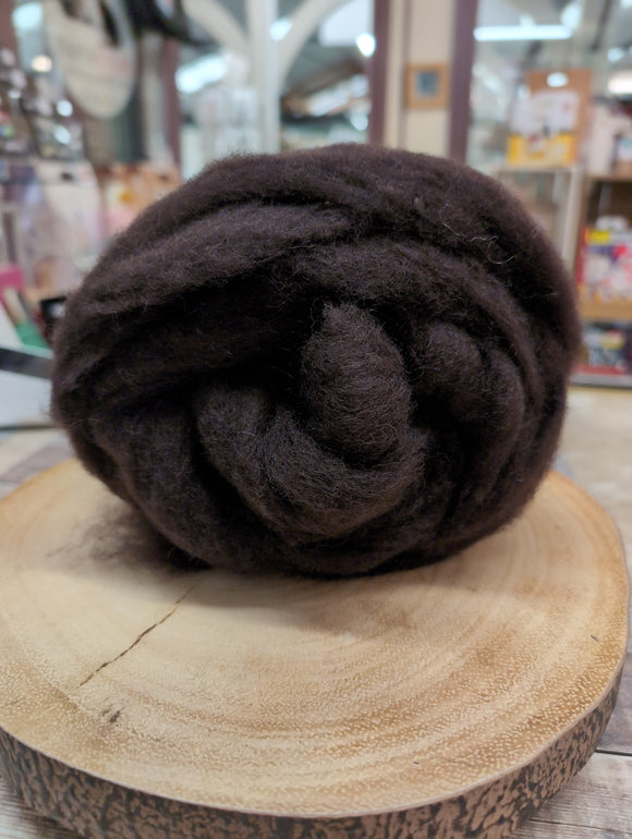 Carded Corriedale Wool Sliver Colour Mocha Dark Brown 50g e