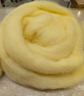 Carded Corriedale Wool Sliver Colour Mellow Yellow 50g e