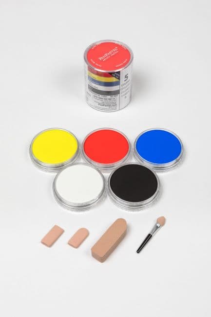 PanPastel 5 Colour Starter Set Painting 30051 & Sofft Tools, this is a perfect little starter set, to experiment and work with PanPastel, the set contains primary colours and black and with for lightening and tinting