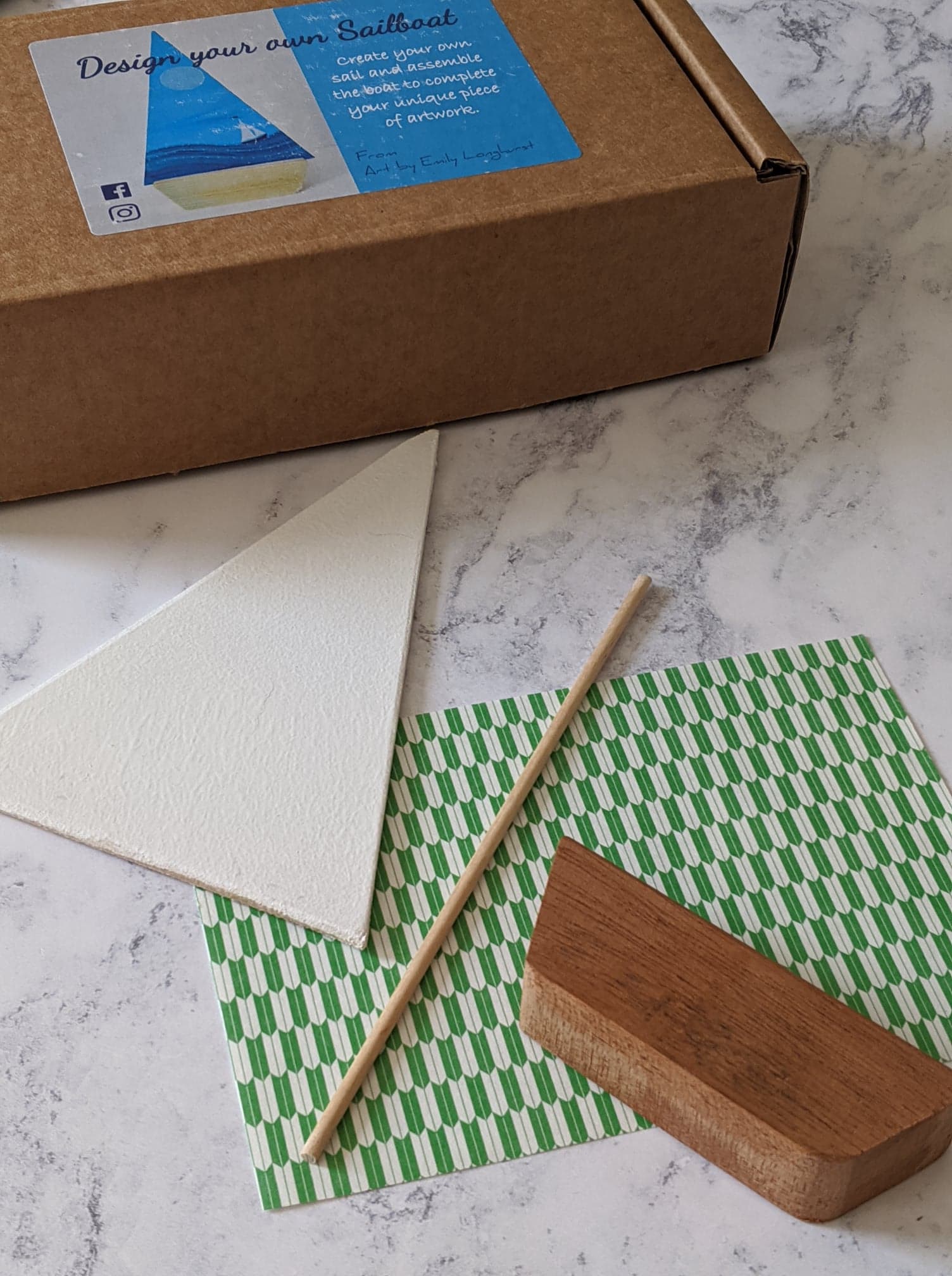 Emily Longhurst: Paint your own mini sail boat : Arty Box Kit