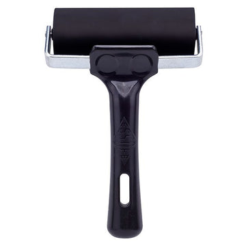 This heavyweight professional roller helps artists achieve perfect printing results time after time. Featuring a medium-hard (60 shore) machine-ground EPDM rubber roller with a large (122mm / 4.5”) circumference this roller holds a greater quantity of ink and offers an enhanced pickup and transfer. The greater ink coverage is especially useful on larger printing blocks and allows smooth, consistent and accurate printing.