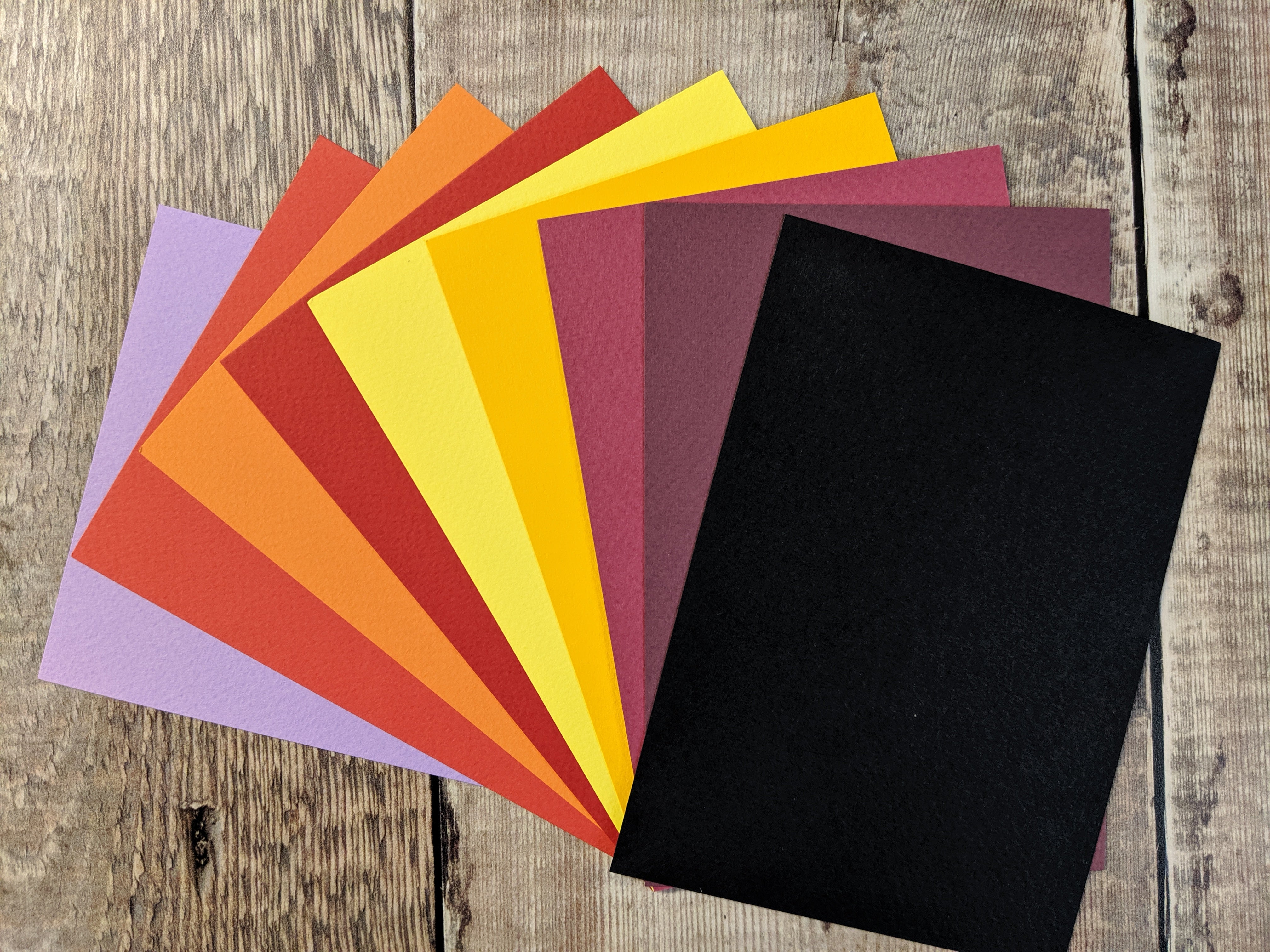 9  Layered pack of Safari colours Hammered 160 gsm paper A4