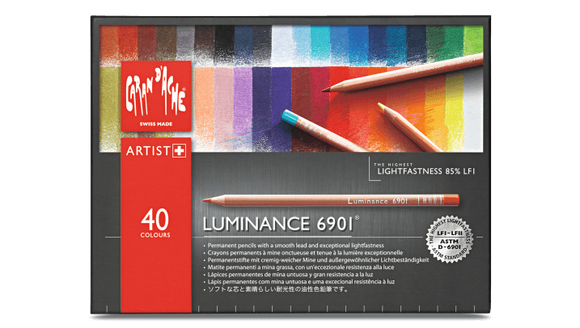 Cardboard box with 40 colours assortment. Caran d'Ache is a name synonymous with quality and professional artists. Obtaining the highest lightfastness