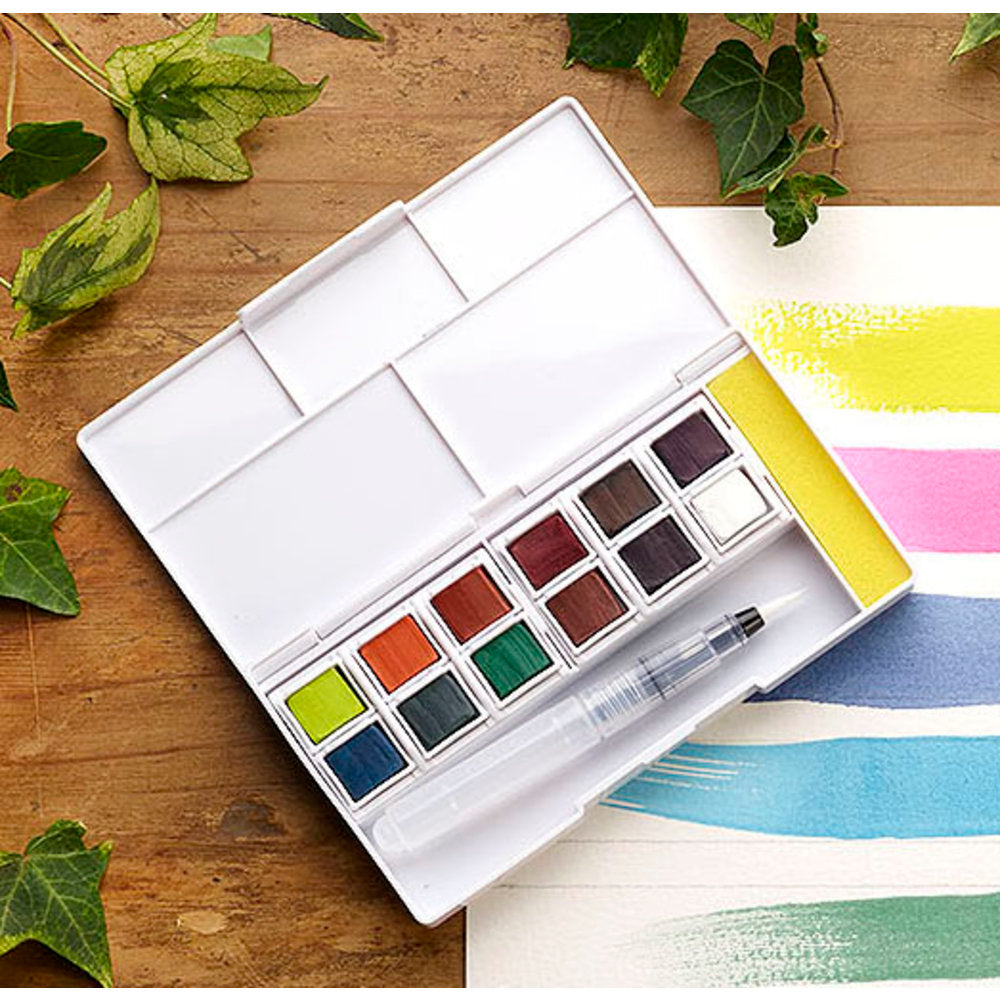 The Derwent Inktense Paint Pan Travel Set with Poppy image on the front, contains the unique Inktense formulation found in Derwent pencil and block ranges. Unlike traditional watercolour, washes of vivid paint can be applied without dissolving previously dried layers. Can be used on paper, and also fabric.